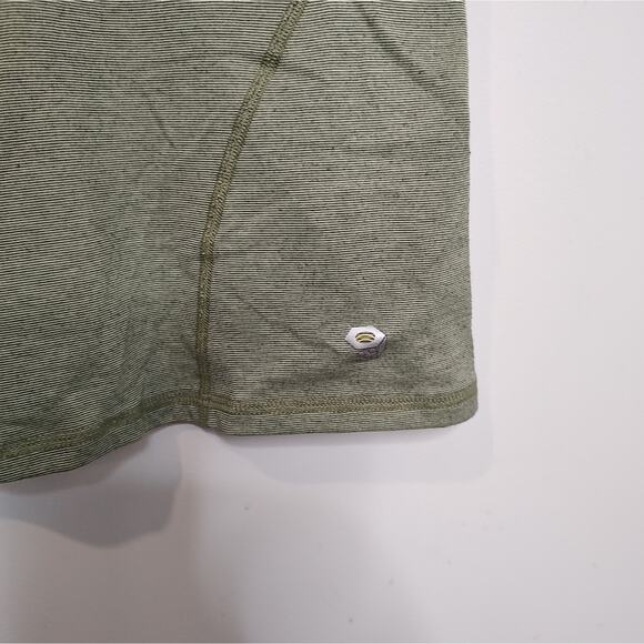 Mountain Hardwear Moss Green Tee Size Small - Picture 4 of 8